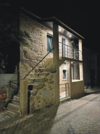 ヴィーラ・ポウカ・デ・アギアル Casa Sofiaヴィラ エクステリア 写真